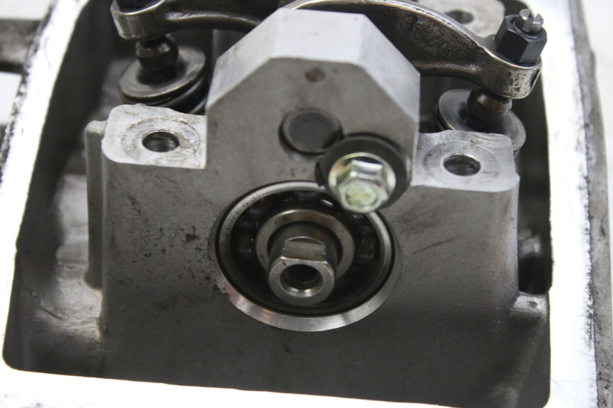 photo de ZYLINDERKOPF APRILIA SCARABEO 100 (2003 - 2012) - Technische Nahaufnahme