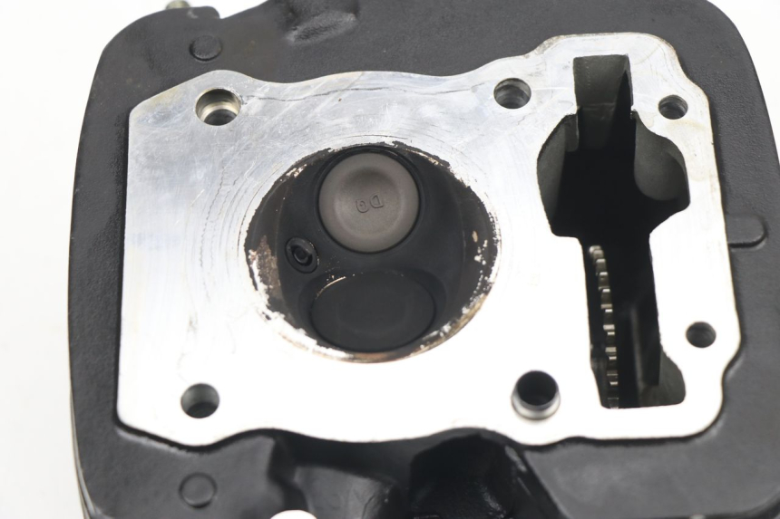 photo de ZYLINDERKOPF MASAI SCRAMBLER 125 (2018 - 2020) - Zoom auf Gebrauchszustand