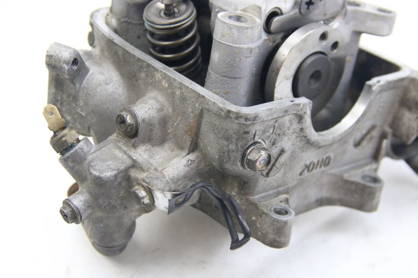 photo de ZYLINDERKOPF SUZUKI SIXTEEN 125 (2008 - 2010) - Kennzeichnungen und Originalreferenzen