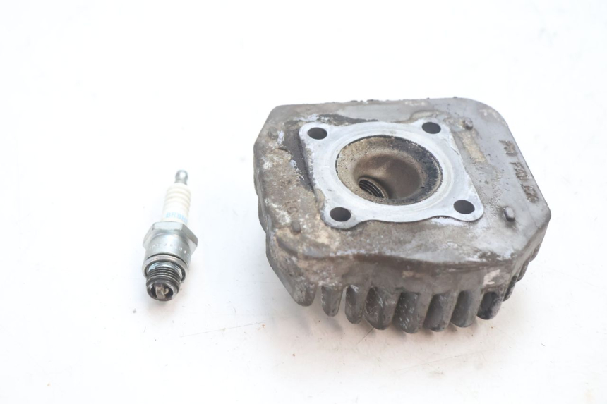 photo de ZYLINDERKOPF PEUGEOT SPEEDFIGHT 2 AC 50 (2000 - 2009) - Alternative Perspektive