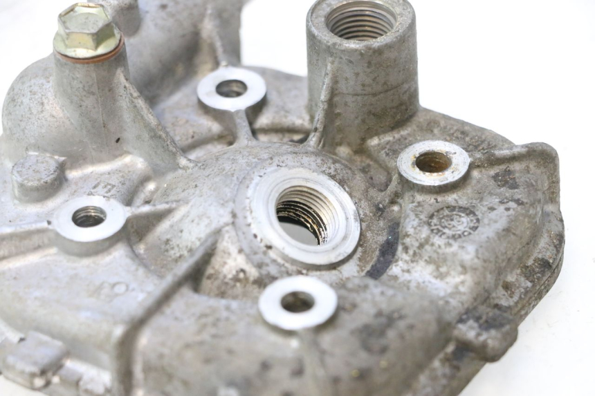photo de ZYLINDERKOPF PEUGEOT SPEEDFIGHT LC 50 (1996 - 2002) - Details der Befestigungspunkte