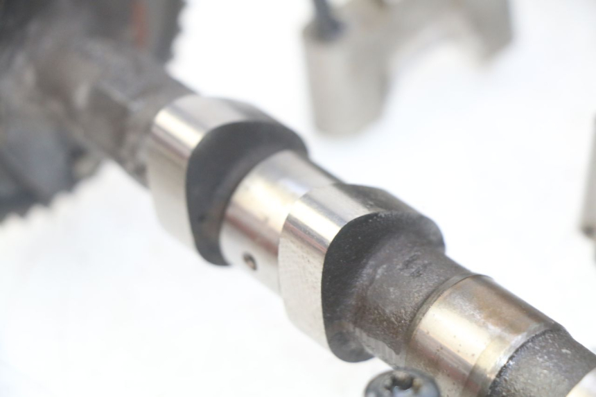 photo de ZYLINDERKOPF TRIUMPH SPRINT ST 955 (1999 - 2001) - Charakteristische Merkmale