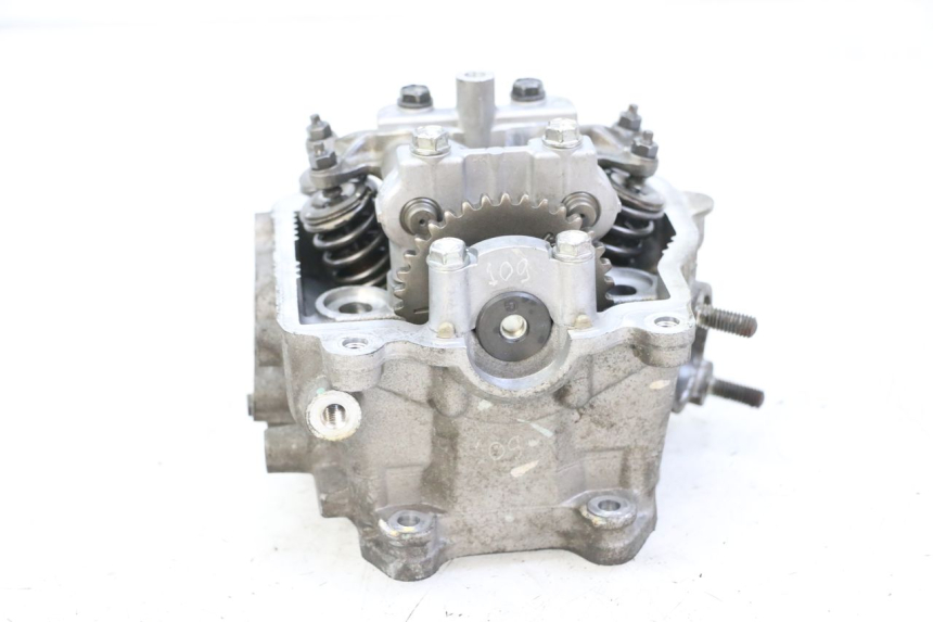 photo de ZYLINDERKOPF SUZUKI BURGMAN 125 (2015 - 2017) - Details der Befestigungspunkte