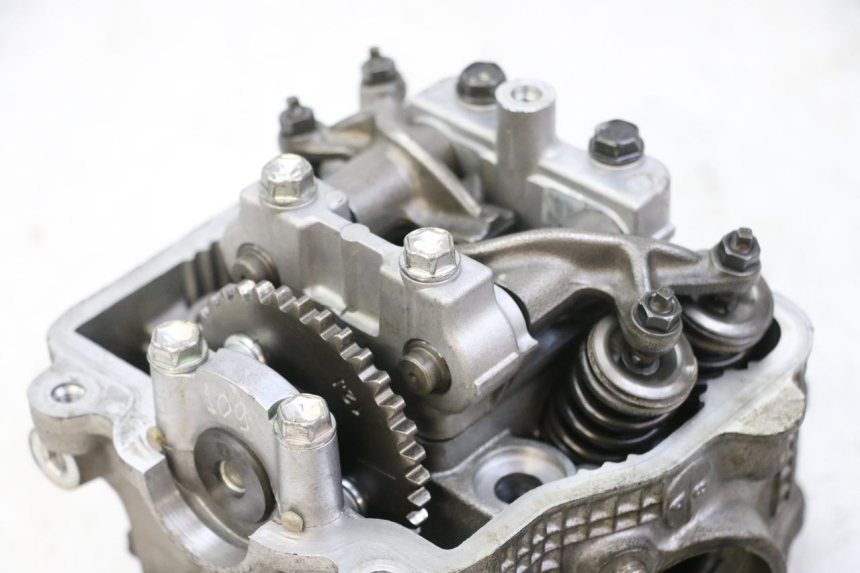 photo de ZYLINDERKOPF SUZUKI BURGMAN 125 (2015 - 2017) - Kennzeichnungen und Originalreferenzen