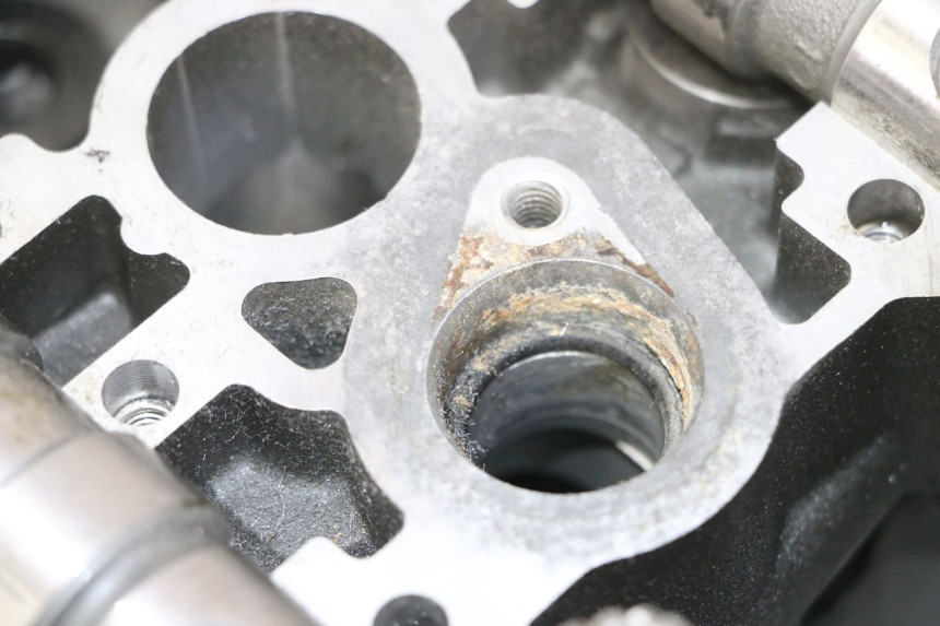 photo de ZYLINDERKOPF YAMAHA TDM ABS 900 (2002 - 2014) - Weitere Ansicht des Artikels