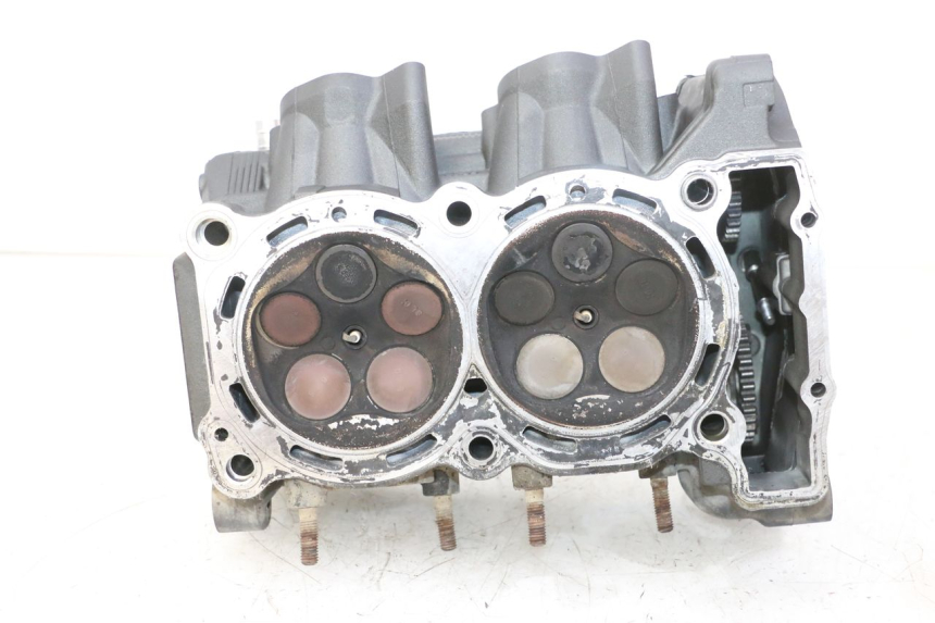 photo de ZYLINDERKOPF YAMAHA TDM ABS 900 (2002 - 2014) - Details der Befestigungspunkte