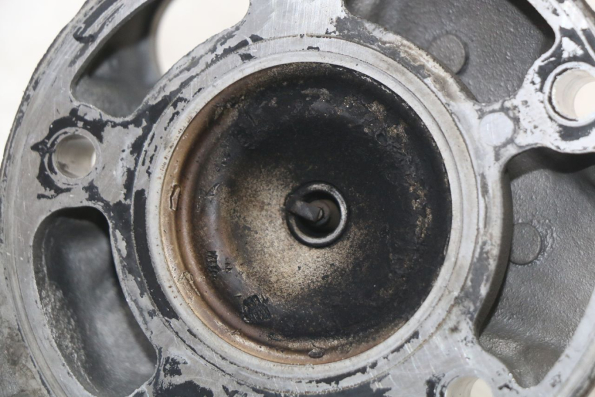 photo de ZYLINDERKOPF YAMAHA TDR DELTABOX 125 (1997 - 2003) - Technische Nahaufnahme