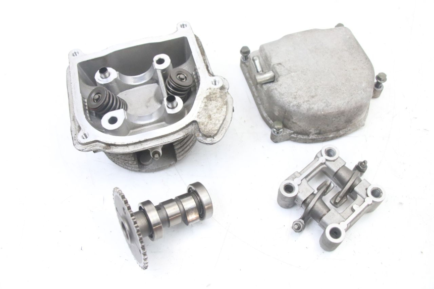 photo de ZYLINDERKOPF TNT MOTOR ROMA 10' 4T 50 (2019 - 2022) - Technische Nahaufnahme