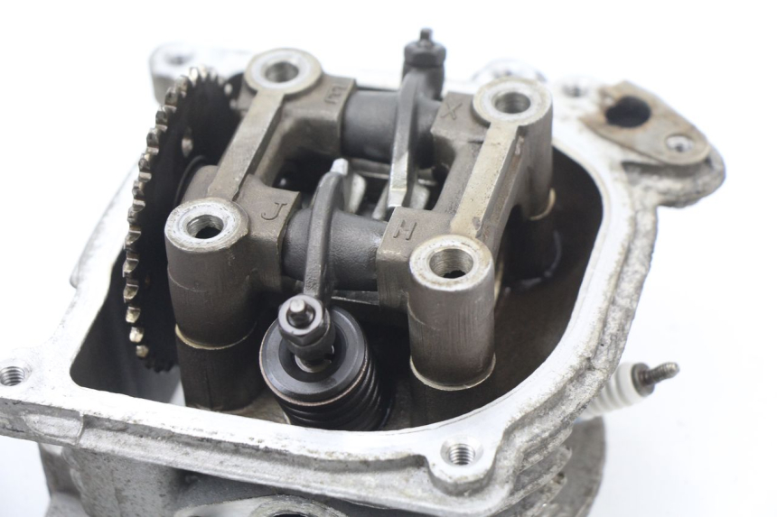 photo de ZYLINDERKOPF BAOTIAN TRAVEL SPIRIT 50 (2010 - 2012) - Oberflächenzustand und Material