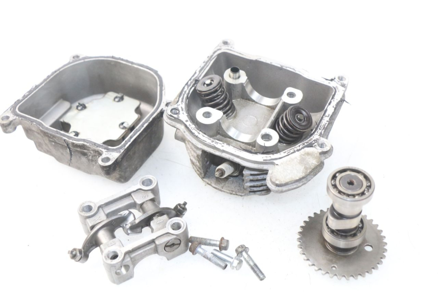 photo de ZYLINDERKOPF PEUGEOT V-CLIC VCLIC 50 (2007 - 2013) - Weitere Ansicht des Artikels