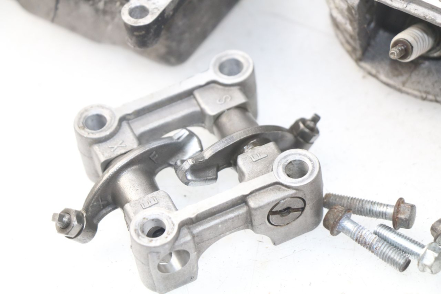 photo de ZYLINDERKOPF PEUGEOT V-CLIC VCLIC 50 (2007 - 2013) - Charakteristische Merkmale