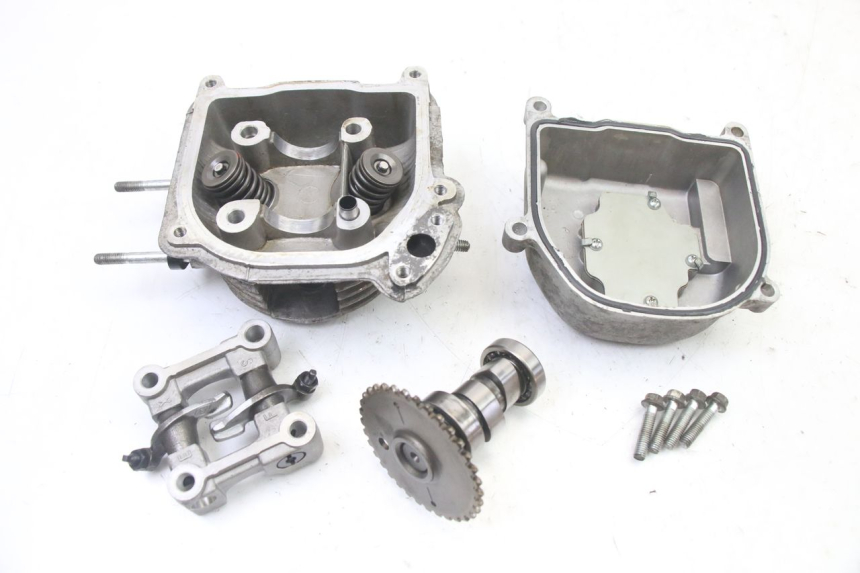 photo de ZYLINDERKOPF PEUGEOT V-CLIC VCLIC 50 (2007 - 2013) - Details der Befestigungspunkte