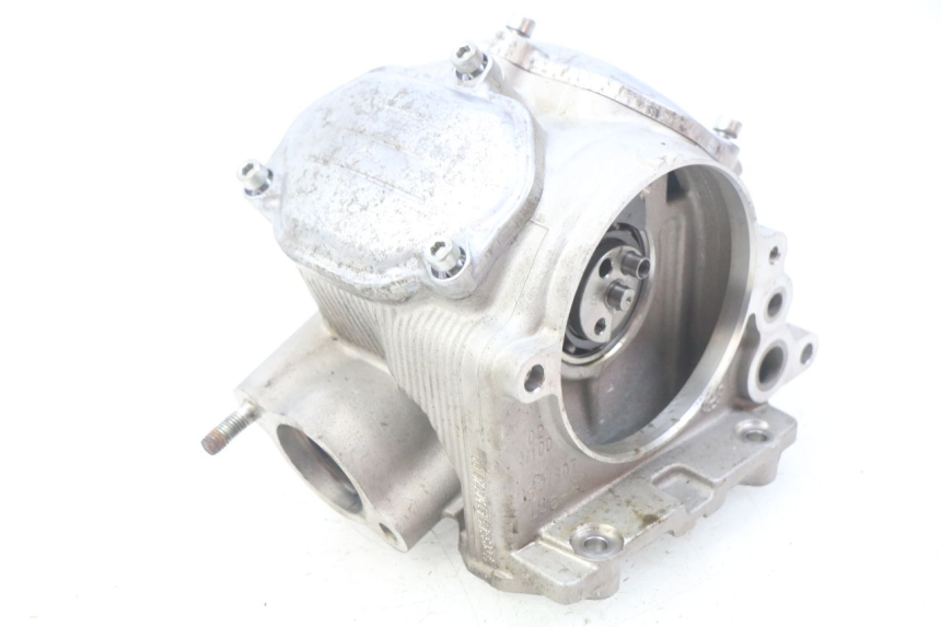 photo de ZYLINDERKOPF PIAGGIO VESPA GTS IGET ABS 125 (2017 - 2023) - Details der Befestigungspunkte