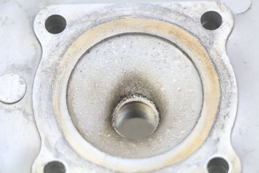 photo de ZYLINDERKOPF PIAGGIO VESPA LX 2T 50 (2005 - 2013) - Alternative Perspektive