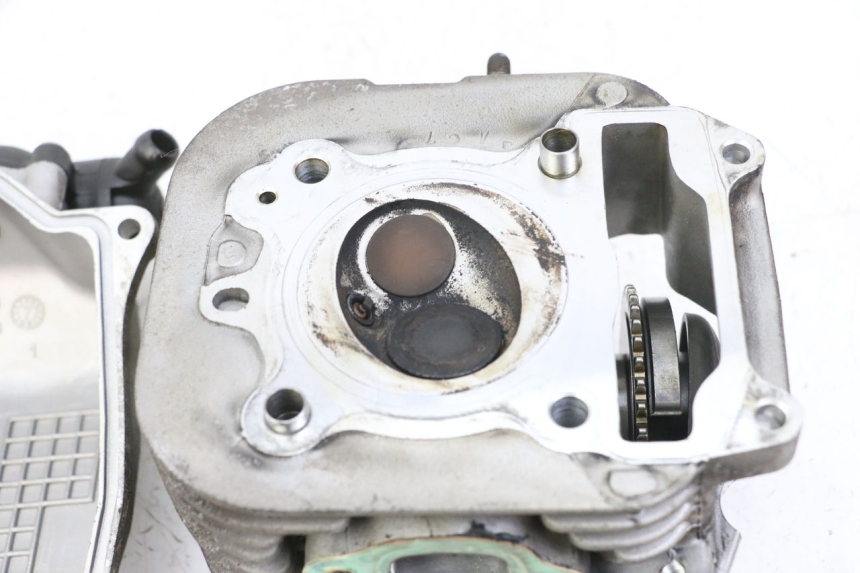 photo de ZYLINDERKOPF PIAGGIO VESPA LX 150 (2005 - 2013) - Detailansicht des Bauteils
