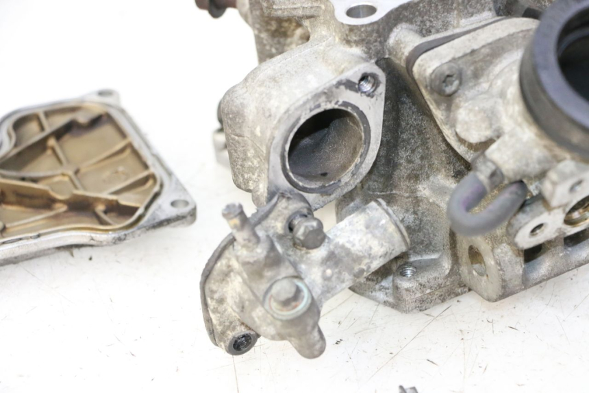 photo de ZYLINDERKOPF YAMAHA X-MAX XMAX 125 (2010 - 2013) - Zoom auf Komponenten