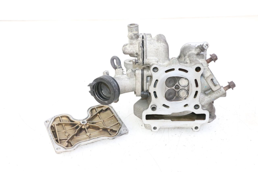 photo de ZYLINDERKOPF YAMAHA X-MAX XMAX 125 (2010 - 2013) - Fokus auf die Struktur