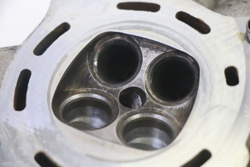 photo de ZYLINDERKOPF YAMAHA X-MAX XMAX 125 (2010 - 2013) - Weitere Ansicht des Artikels