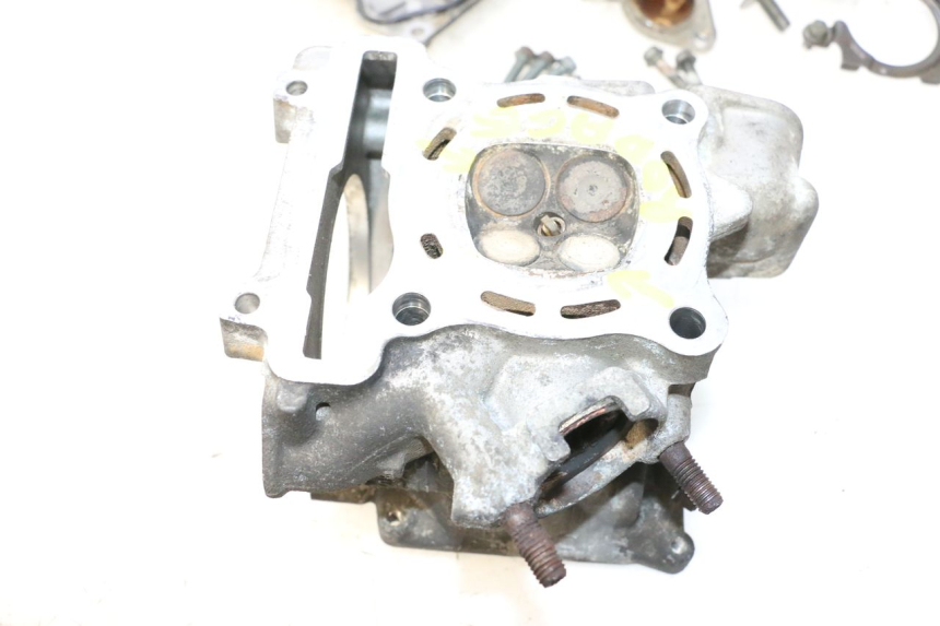 photo de ZYLINDERKOPF YAMAHA XMAX X-MAX 125 (2006 - 2009) - Detailansicht des Bauteils