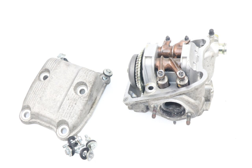 photo de ZYLINDERKOPF PIAGGIO X8 400 (2006 - 2007) - Zoom auf Gebrauchszustand