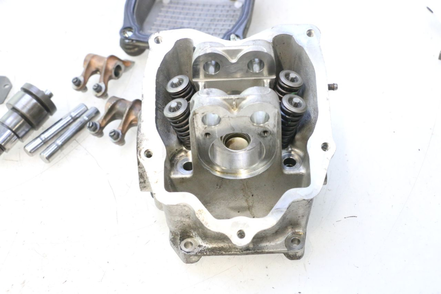 photo de ZYLINDERKOPF PIAGGIO X9 EVOLUTION 125 (2003 - 2007) - Weitere Ansicht des Artikels
