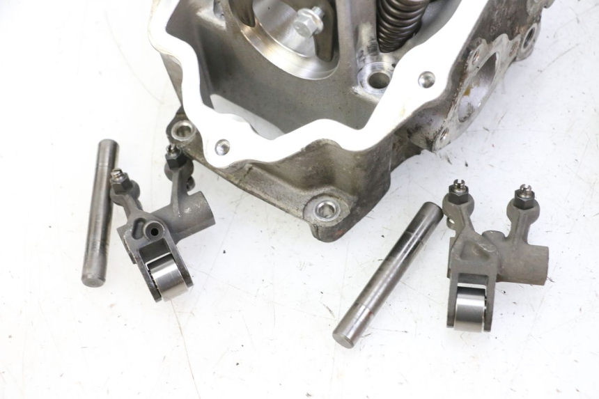 photo de ZYLINDERKOPF PIAGGIO XEVO - X EVO 125 (2007 - 2017) - Fokus auf die Struktur