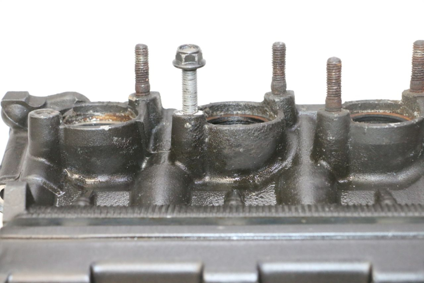 photo de ZYLINDERKOPF YAMAHA XJ6 600 (2008 - 2016) - Weitere Ansicht des Artikels