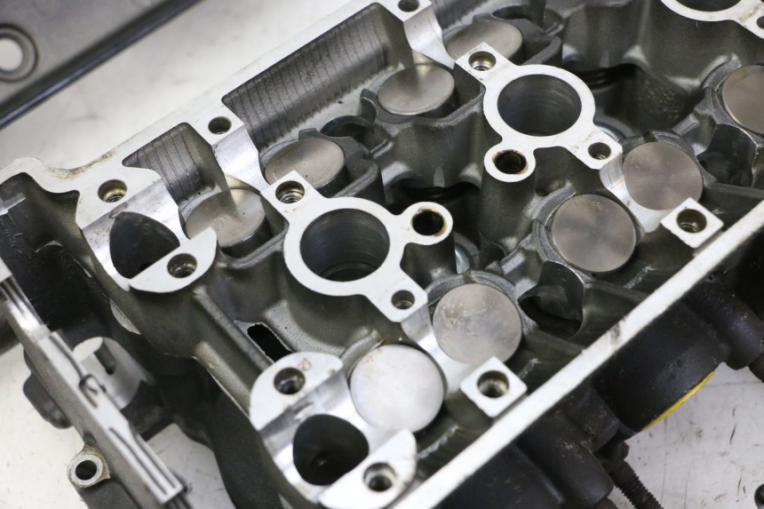 photo de ZYLINDERKOPF YAMAHA XJ6 600 (2008 - 2016) - Gesamtansicht des Produkts