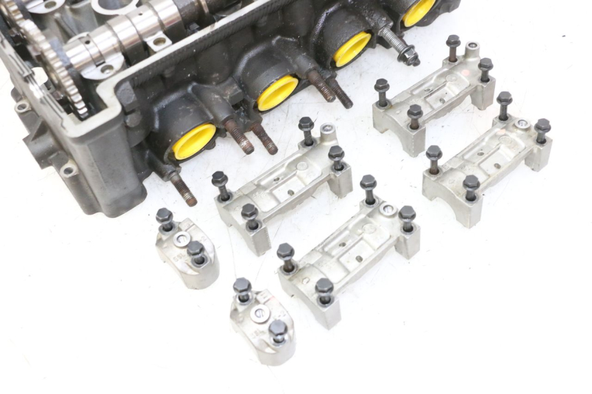 photo de ZYLINDERKOPF YAMAHA XJ6 600 (2008 - 2016) - Alternativer Blickwinkel