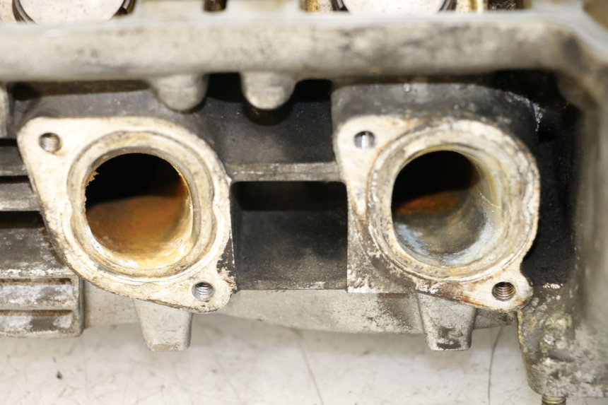 photo de ZYLINDERKOPF YAMAHA XJ600 XJ DIVERSION 600 (1992 - 1997) - Charakteristische Merkmale