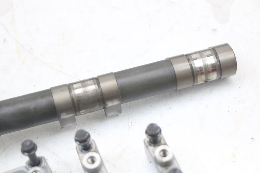 photo de ZYLINDERKOPF YAMAHA FJR ABS 1300 (2006 - 2012) - Fokus auf die Struktur