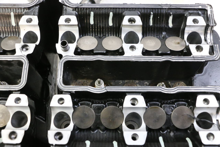 photo de ZYLINDERKOPF YAMAHA FZS FAZER 600 (2001 - 2003) - Alternativer Blickwinkel