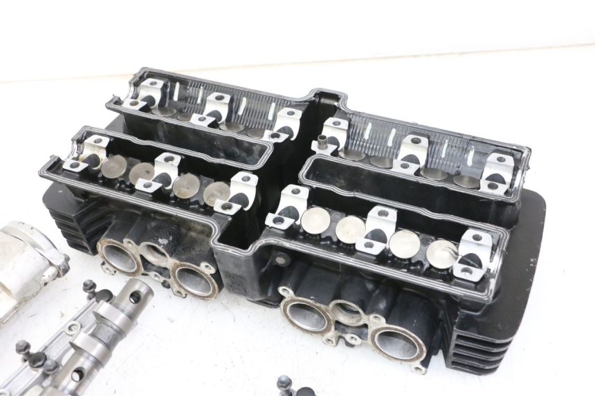 photo de ZYLINDERKOPF YAMAHA FZS FAZER 600 (2001 - 2003) - Gesamtansicht des Produkts