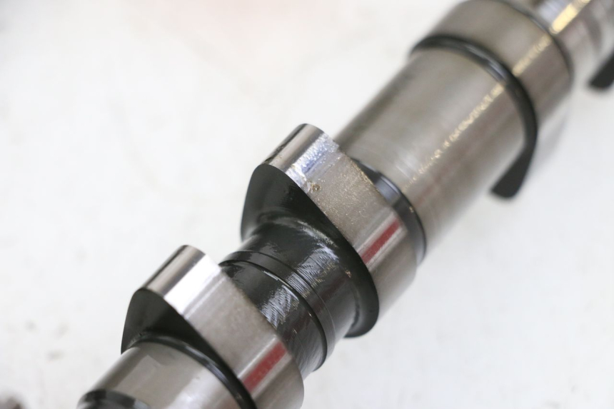 photo de ZYLINDERKOPF YAMAHA YP T-MAX TMAX 530 (2017 - 2020) - Hochauflösende Nahaufnahme