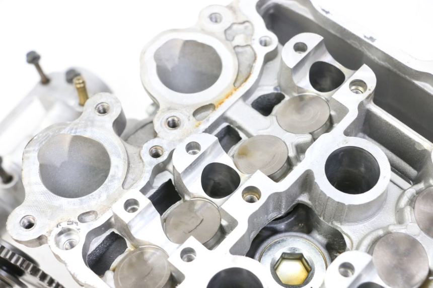 photo de ZYLINDERKOPF YAMAHA YP T-MAX TMAX 530 (2017 - 2020) - Alternativer Blickwinkel