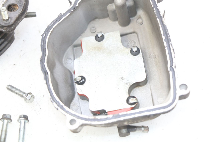 photo de ZYLINDERKOPF YAMASAKI YM T 125 (2015 - 2020) - Fokus auf die Struktur