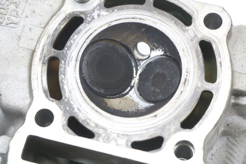 photo de ZYLINDERKOPF YAMAHA YP MAJESTY 125 (2002 - 2006) - Charakteristische Merkmale