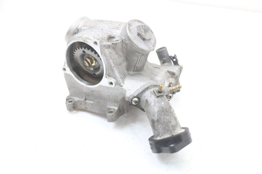 photo de ZYLINDERKOPF YAMAHA YP MAJESTY 125 (2002 - 2006) - Alternative Perspektive