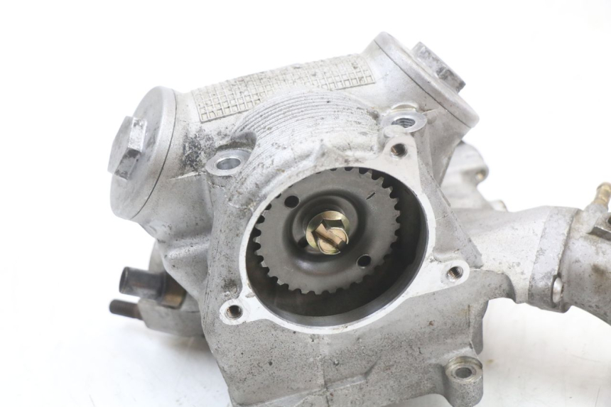 photo de ZYLINDERKOPF YAMAHA YP MAJESTY 125 (2002 - 2006) - Technische Nahaufnahme