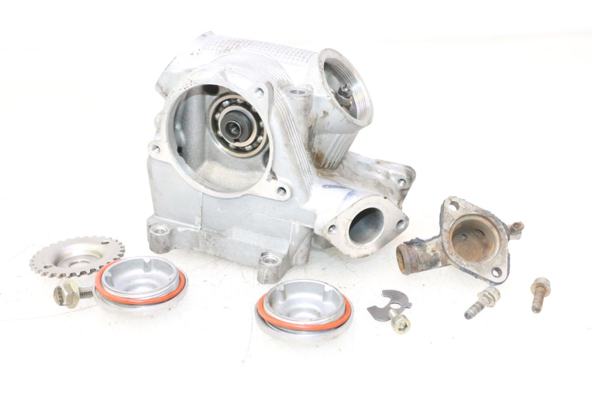 photo de ZYLINDERKOPF YAMAHA YP MAJESTY 125 (1998 - 2001) - Hauptansicht