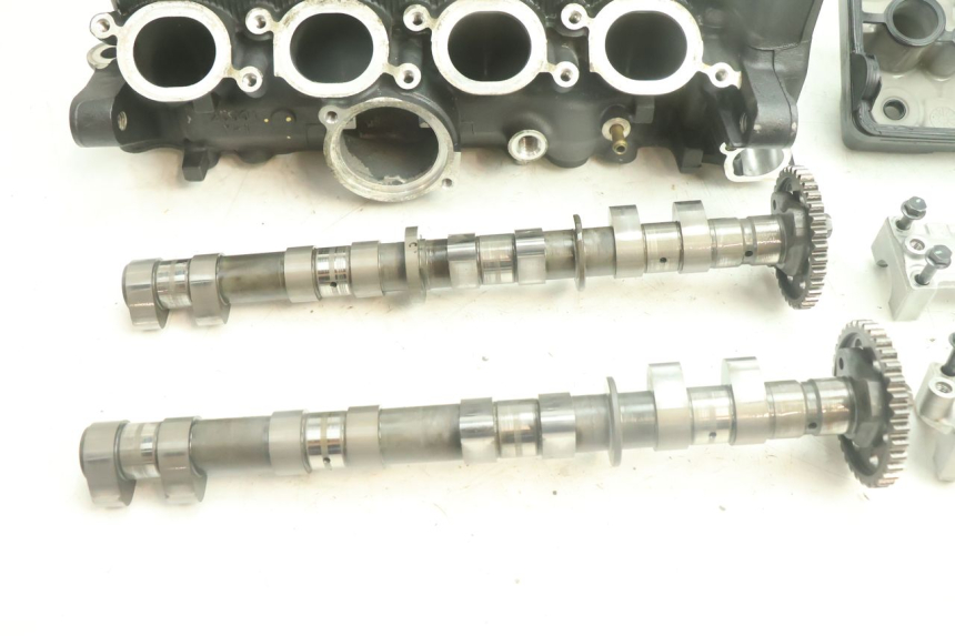 photo de ZYLINDERKOPF YAMAHA YZF R6 600 (2008 - 2009) - Zoom auf Gebrauchszustand