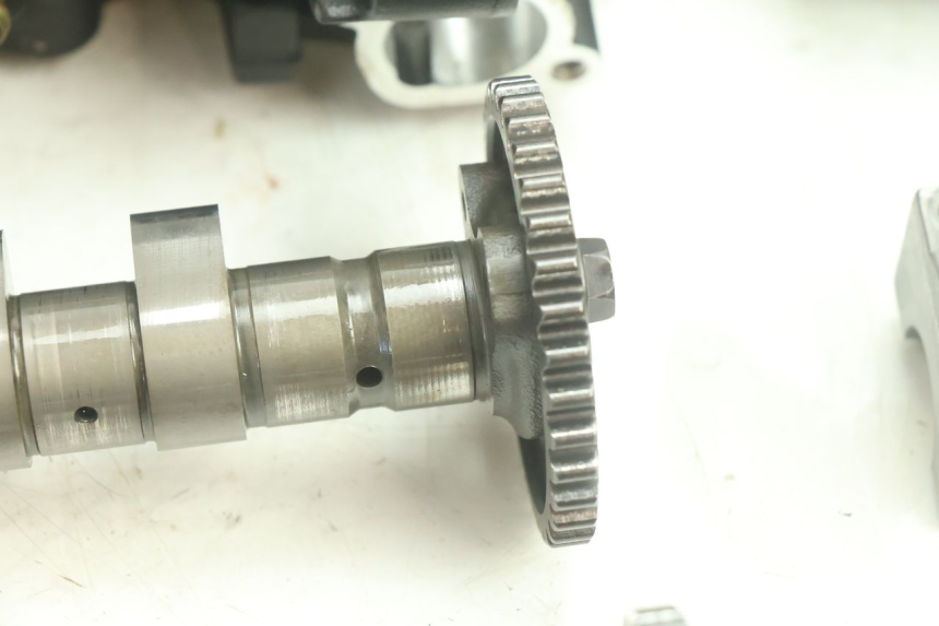 photo de ZYLINDERKOPF YAMAHA YZF R6 600 (2008 - 2009) - Oberflächenzustand und Material