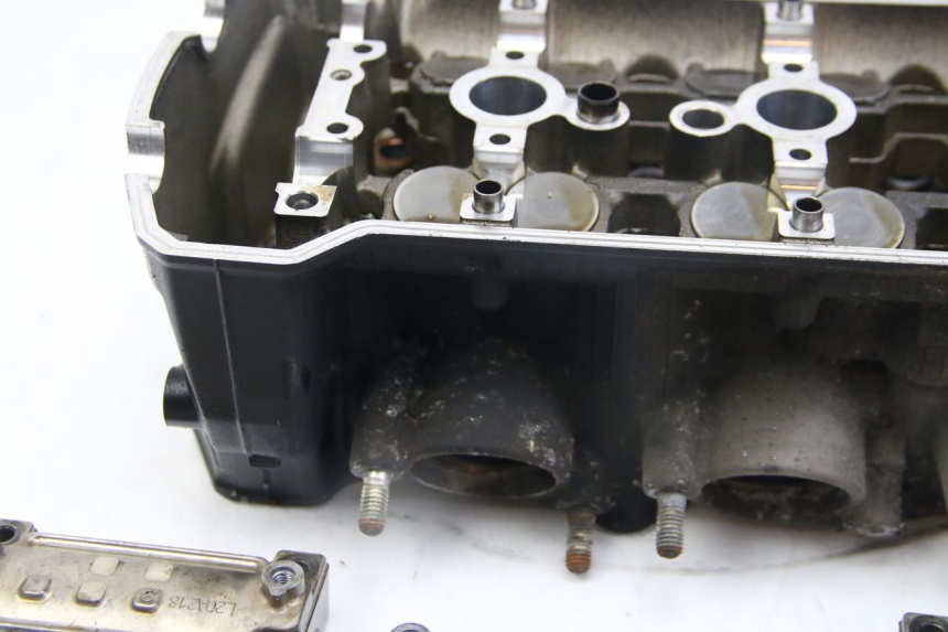 photo de ZYLINDERKOPF KAWASAKI Z ABS 1000 (2014 - 2020) - Oberflächenzustand und Material