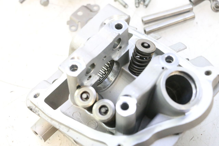 photo de ZYLINDERKOPF PIAGGIO ZIP IGET 4T 50 (2021 - 2023) - Detailansicht des Bauteils