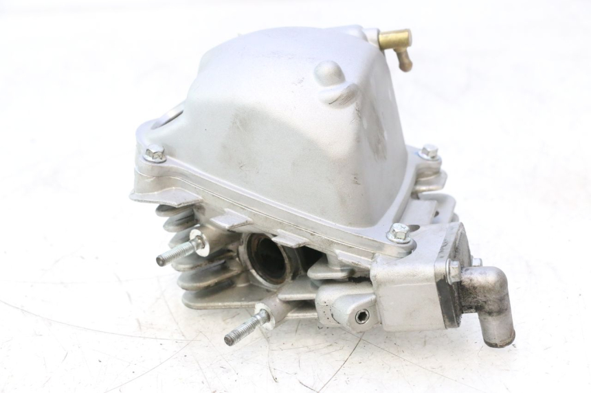 photo de ZYLINDERKOPF PIAGGIO ZIP IGET 4T 50 (2021 - 2023) - Details der Befestigungspunkte