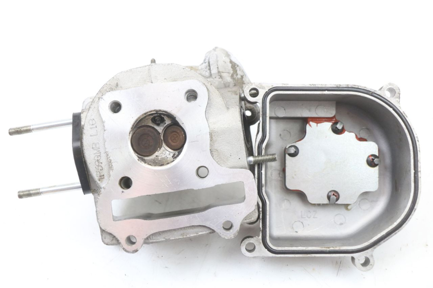 photo de ZYLINDERKOPF UNIVERSAL BIKE ZN50QT-11B 50 (2018 - 2021) - Hochauflösende Nahaufnahme