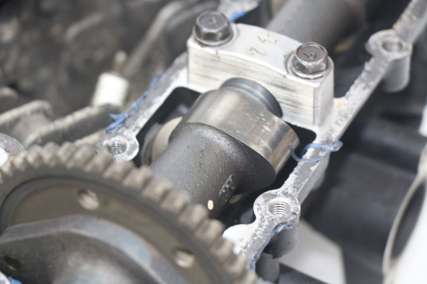 photo de ZYLINDERKOPF KAWASAKI ZR7 ZR-7 S 750 (1999 - 2004) - Alternative Perspektive