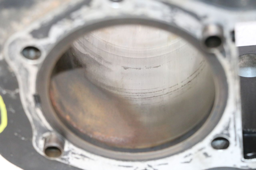 photo de ZYLINDER SUZUKI DR S 600 (1985 - 1989) - Oberflächenzustand und Material