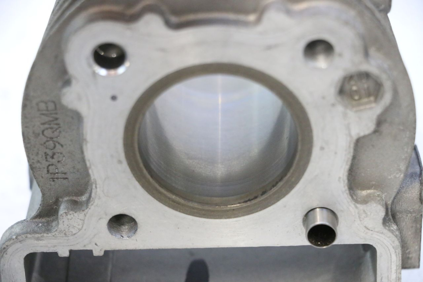 photo de ZYLINDER JM MOTORS EVOLIS 4T 50 (2018 - 2022) - Zoom auf Gebrauchszustand