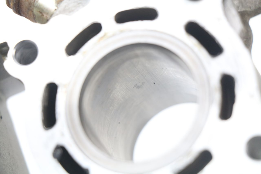 photo de ZYLINDER MBK OVETTO 4T 50 (2008 - 2016) - Zoom auf Gebrauchszustand